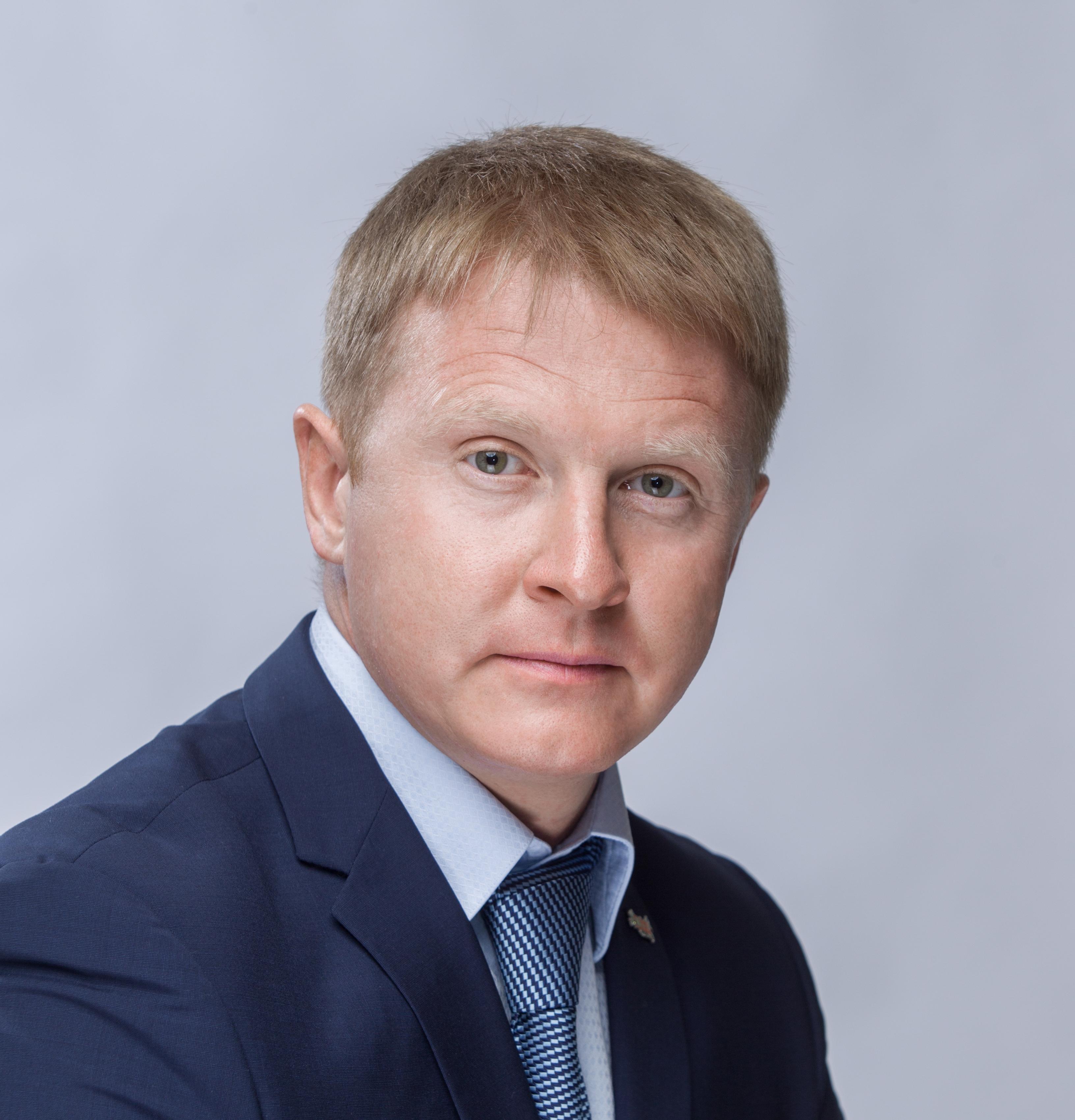 Олег Низомиддинов